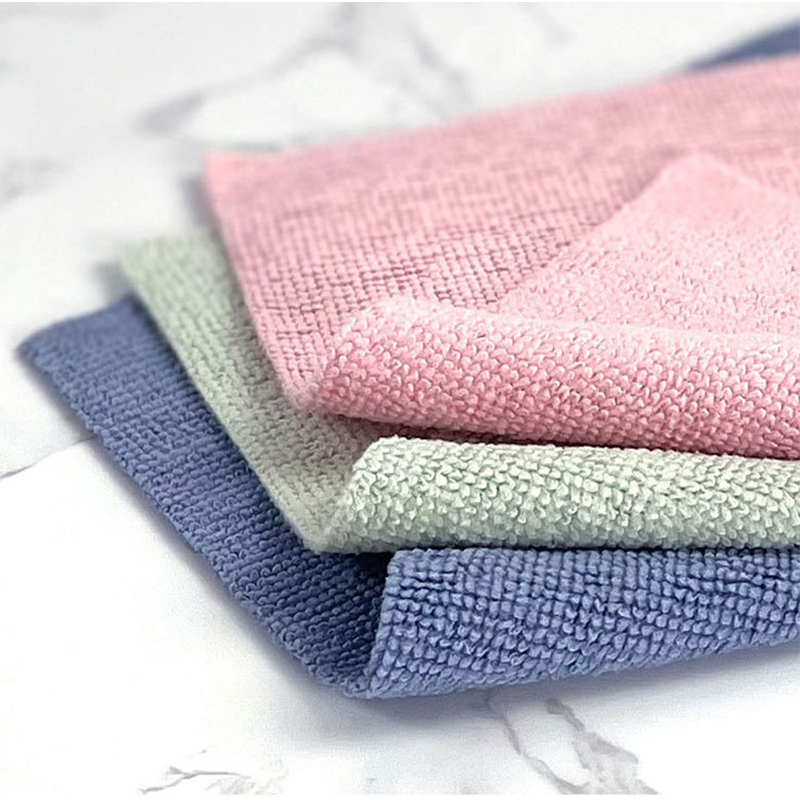 Handuk pembersih microfiber ultra-halus sekali pakai